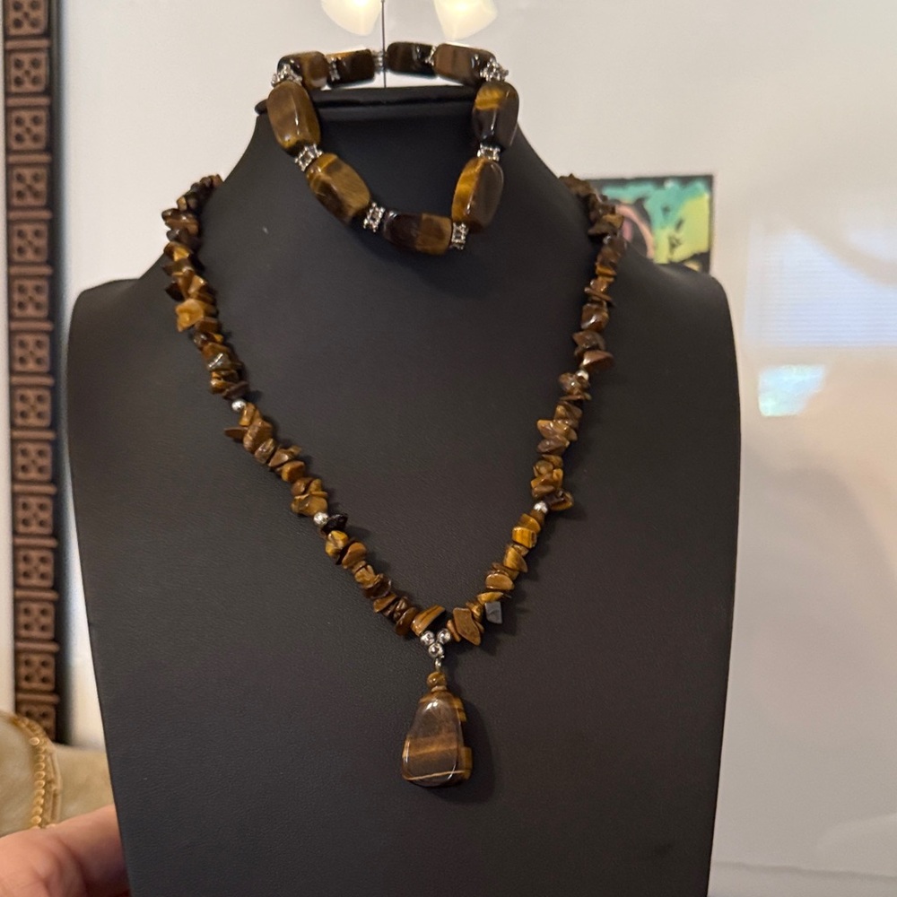 Genuine Tiger's Eye Gemstone Beaded Chip Nugget Necklace & Bracelet Set - Picture 1 of 4